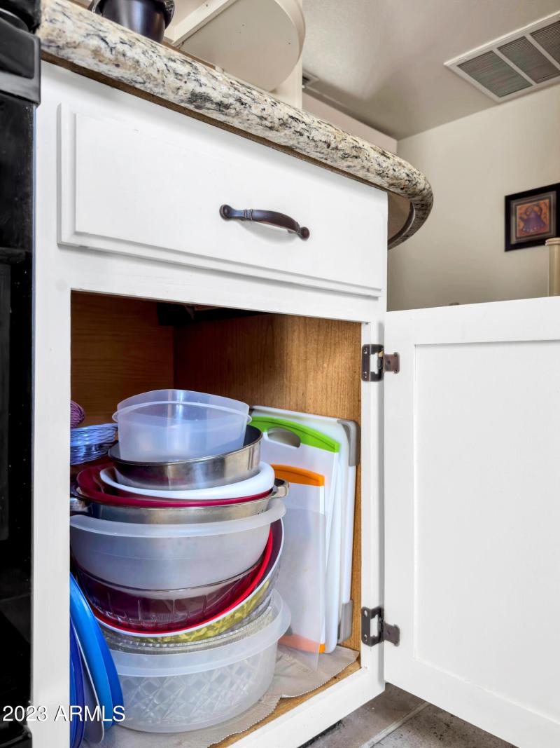 9430 E Mission Ln Detail-3