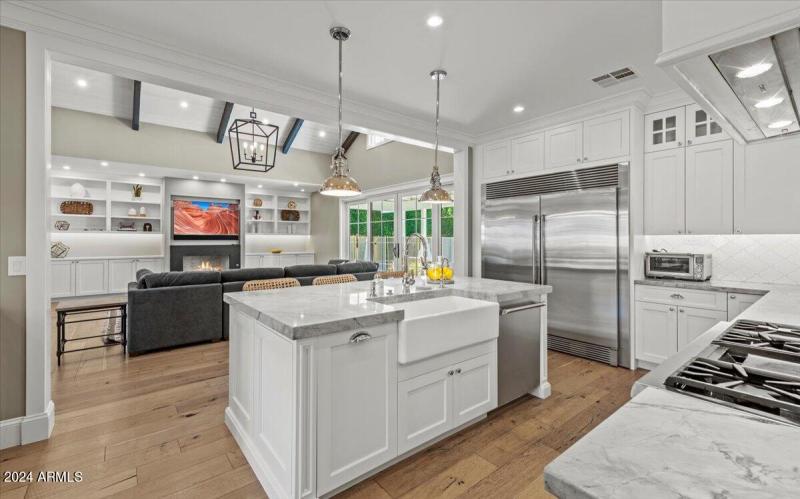 17-4549 E. Calle Tuberia 11