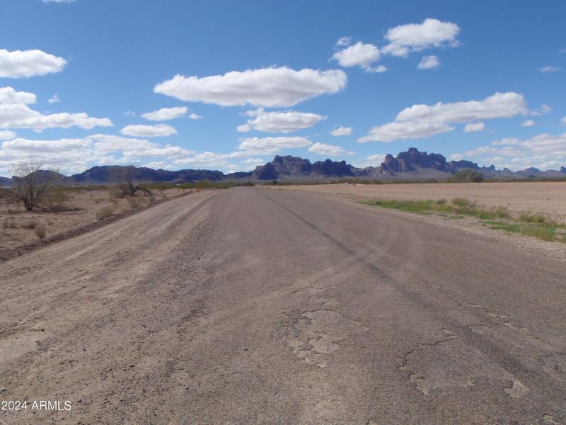 48176 W Belleview ST