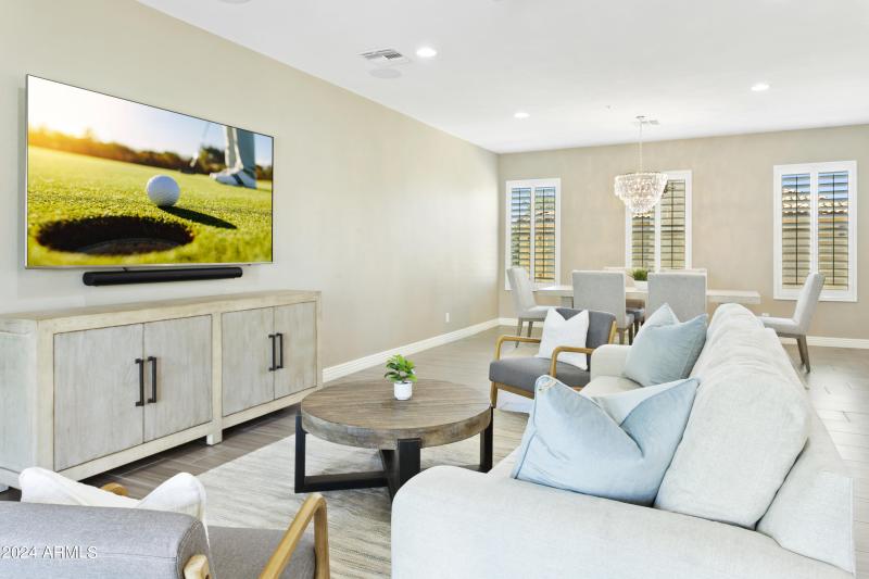 Living Room/Dining Room