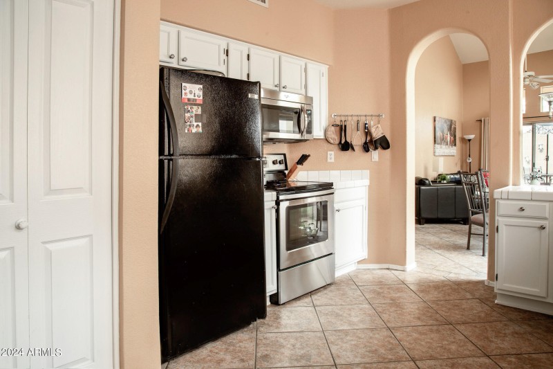 1136 East Hiddenview Dr-09