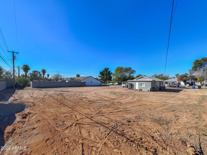 12-2642 N 31st St (12)