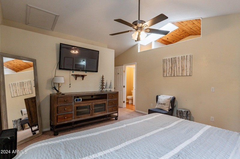34-web-or-mls-Holly-HD-26