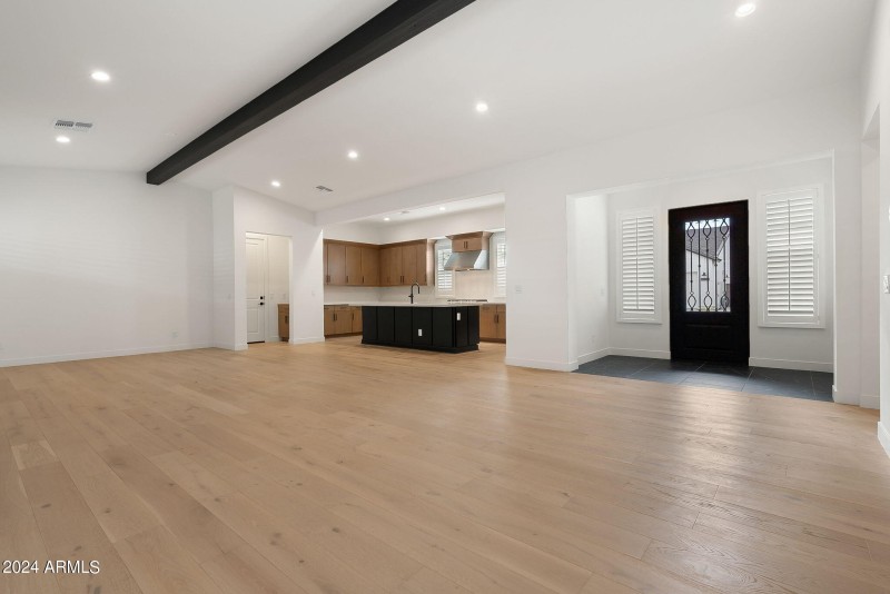 White Oak Wood Floors!