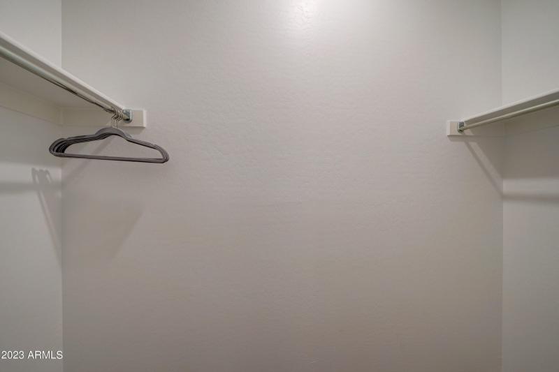 26523 N Thornhill-19