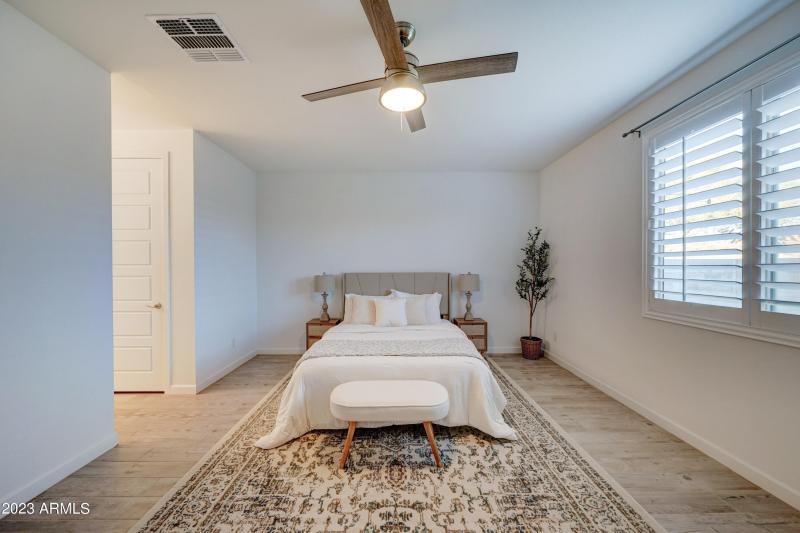 26523 N Thornhill-27