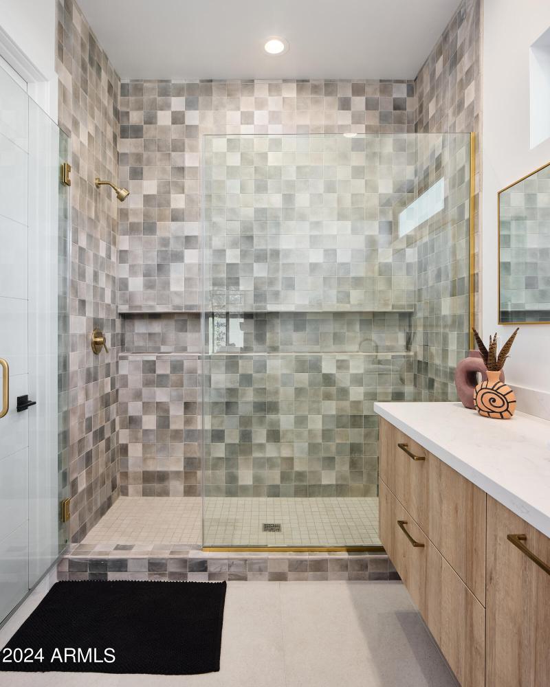 PropertyImageCo_13649N88thPl_WEB_35