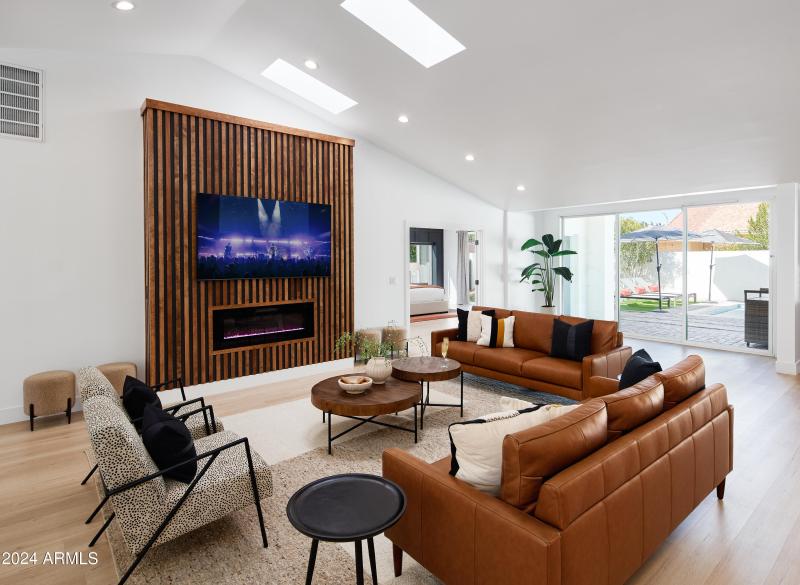 PropertyImageCo_5402EMarilynRd_WEB_19