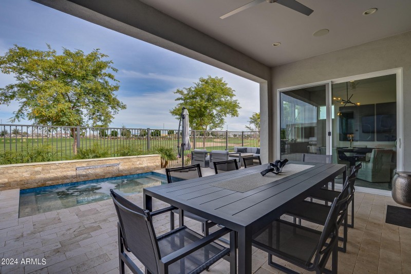 Outdoor Living!