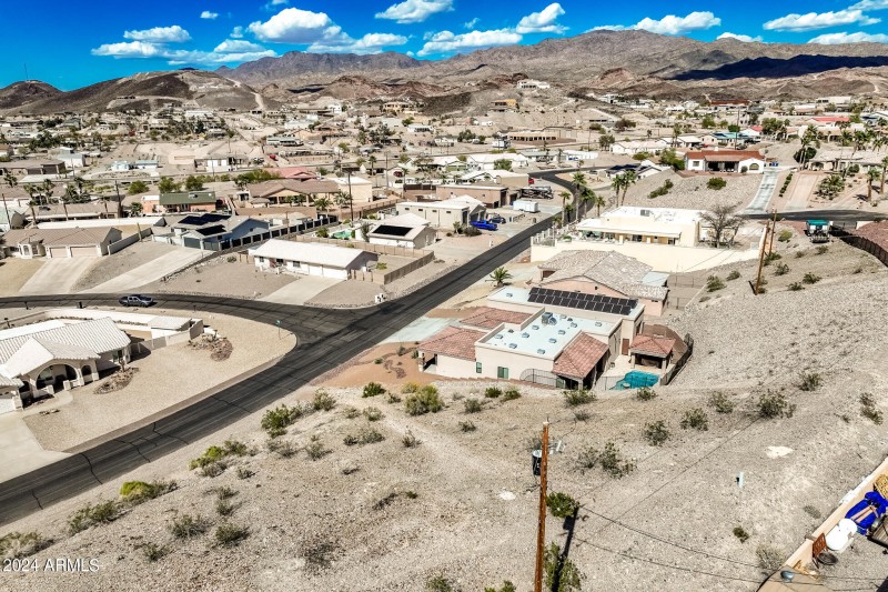 4136CarlsbadDrLotDrone_08