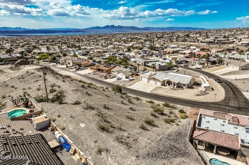 4136CarlsbadDrLotDrone_10