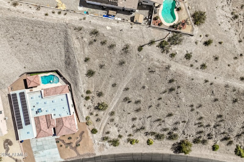 4136CarlsbadDrLotDrone_14