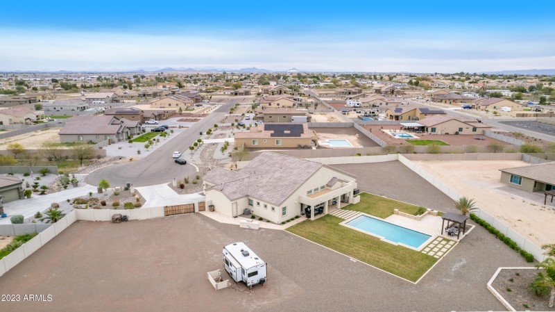 16 Tuckey Aerial