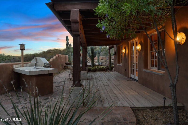 Back Patio/BBQ Area