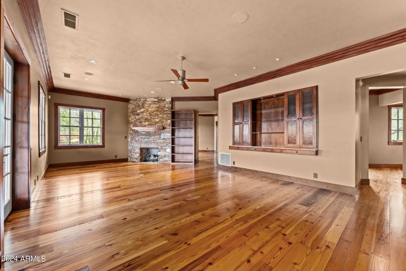 Build in China Cabinet in Living Rm