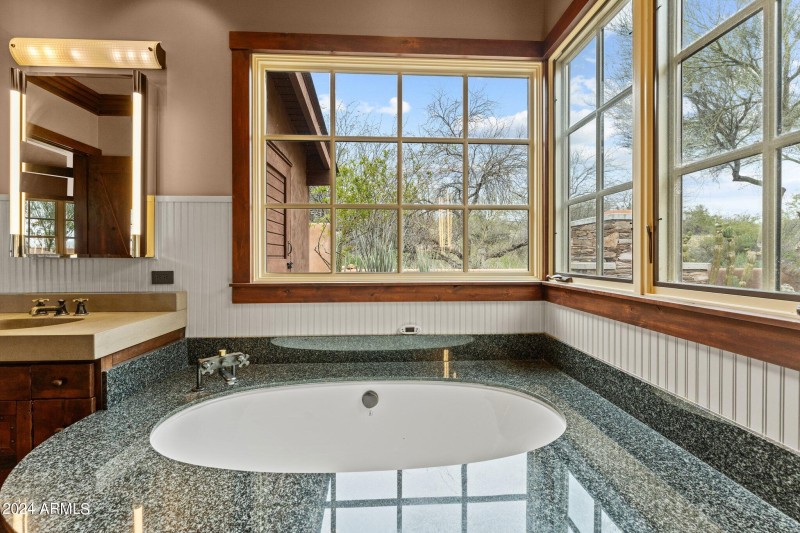 Jetted Tub