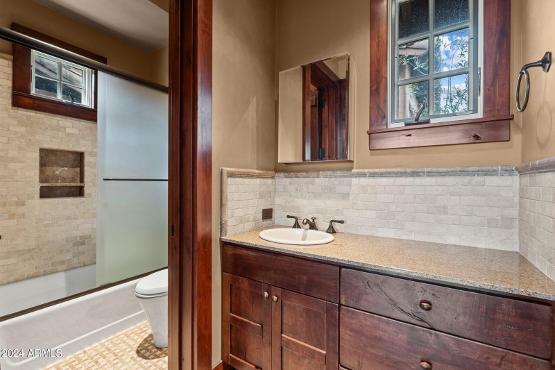 Casita Bathroom