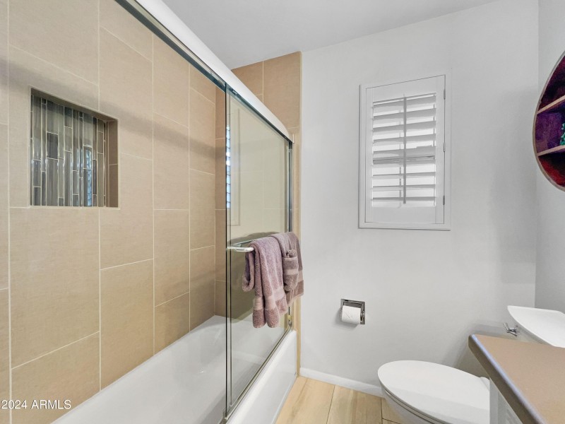 22ef5087-b209-43c1-9191-9b5340031a99