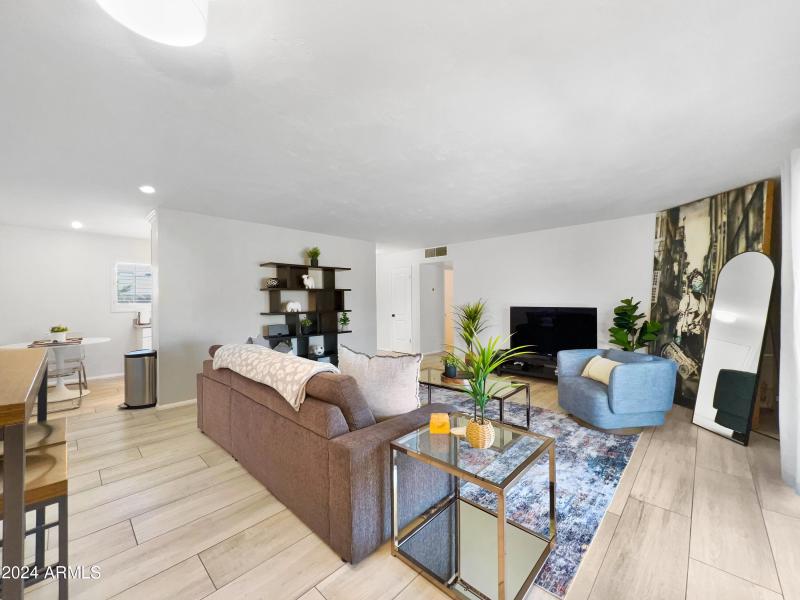 1965a4b9-1fd3-4273-aa59-6790e430d7d0-Edi