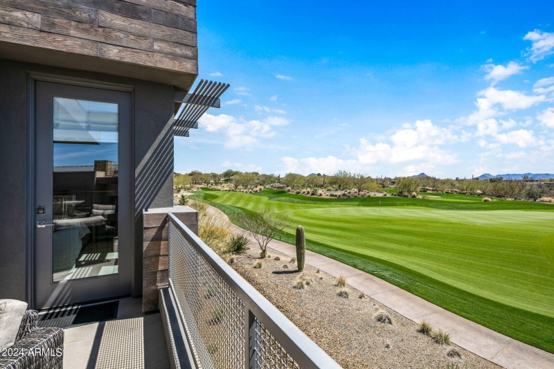 1-web-or-mls-Golf Course Home