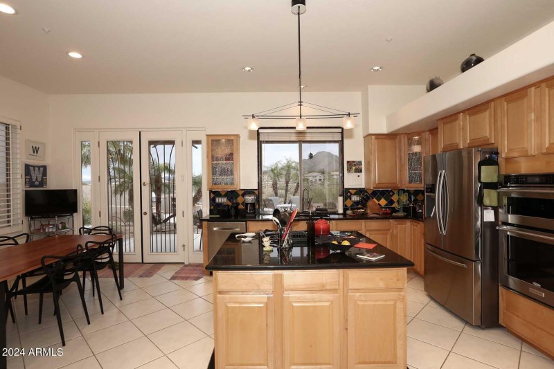 Kitchen-Island (002)
