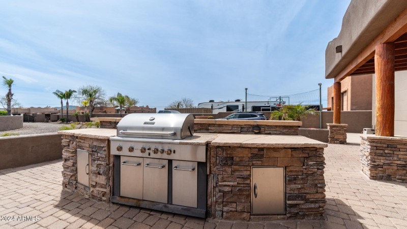 602 W Ridgecrest Rd-77