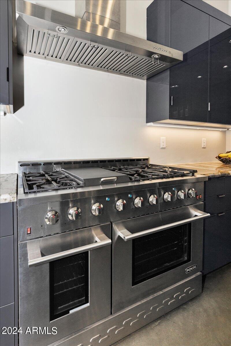 12-Kitchen