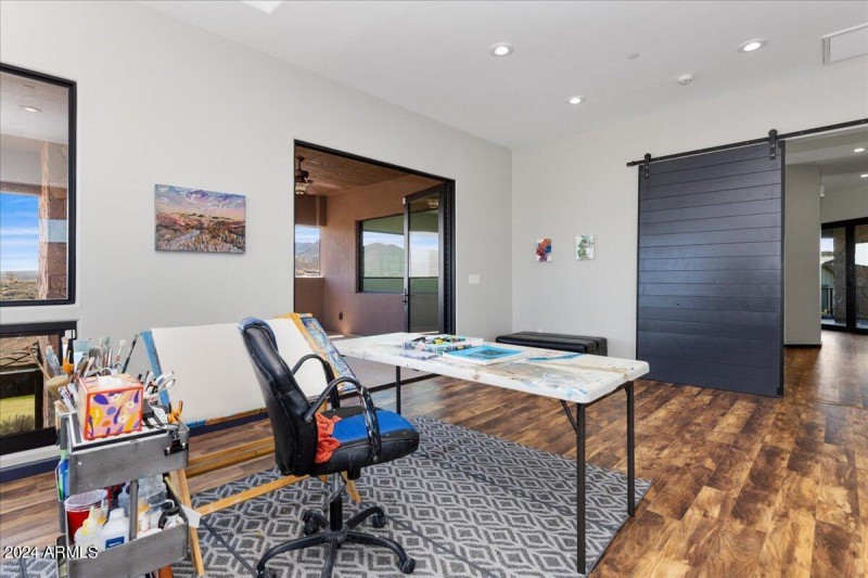 30-2nd Primary Suite