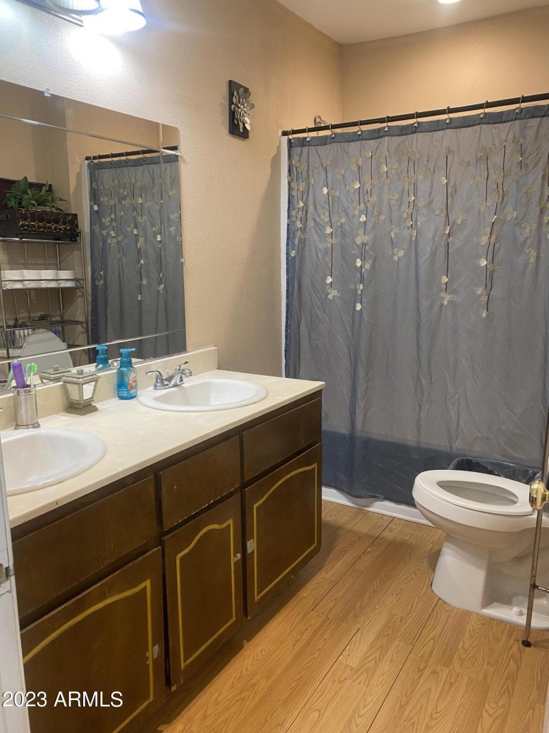 Clanton Bathroom #1