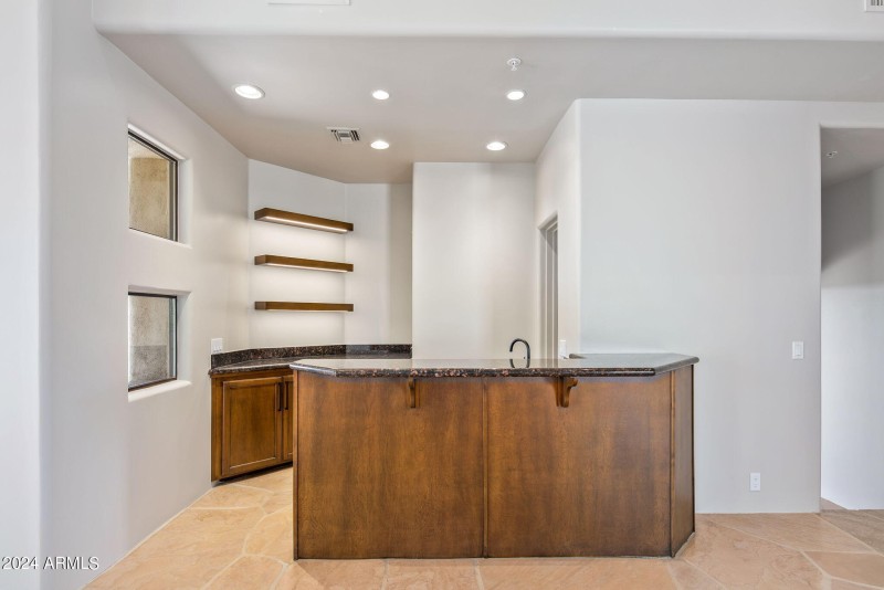 15-web-or-mls-The Bar