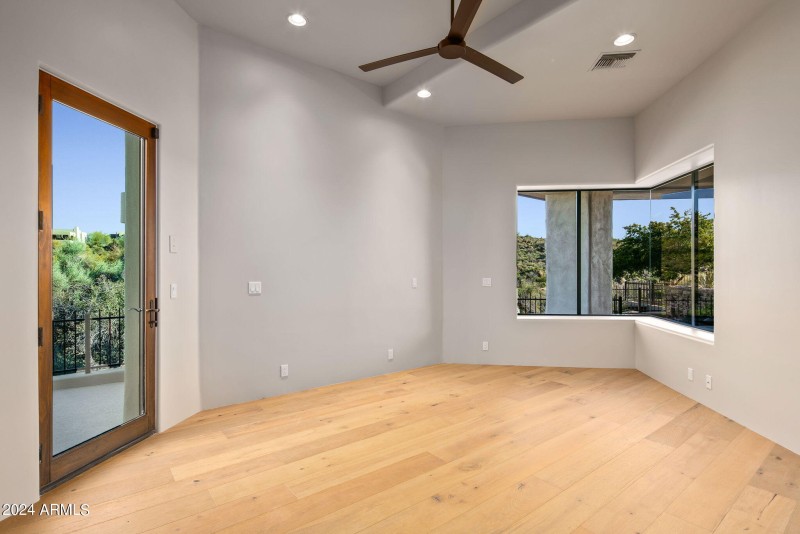 43-web-or-mls-Bedroom Ensuite