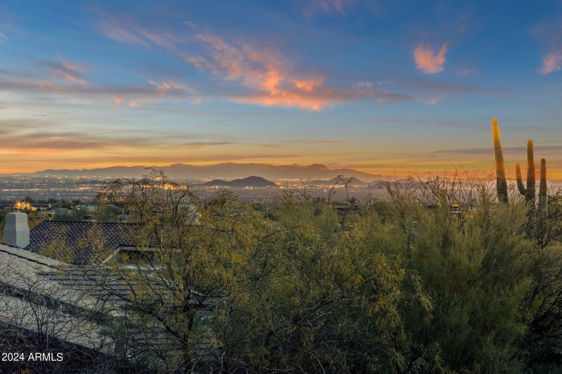 75-web-or-mls-10751-e-candlewood-dr