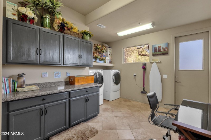 55-web-or-mls-10751-e-candlewood-dr