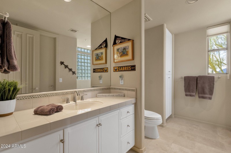 36-web-or-mls-10751-e-candlewood-dr