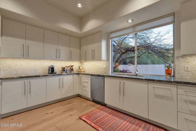 26-web-or-mls-10751-e-candlewood-dr