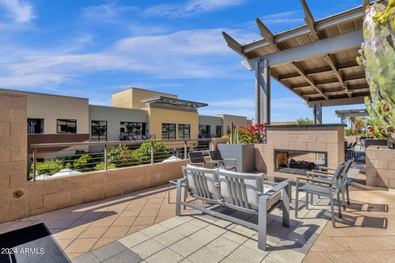 Outdoor Lounge