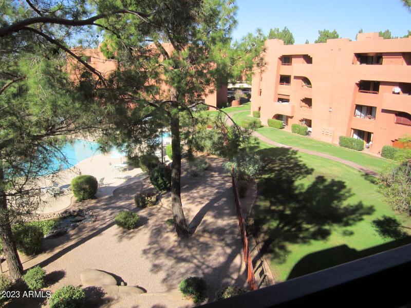 15 449 VIEW 2 BALCONY