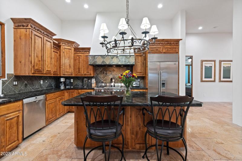 5529 W Pinnacle Hill Dr (small)-28