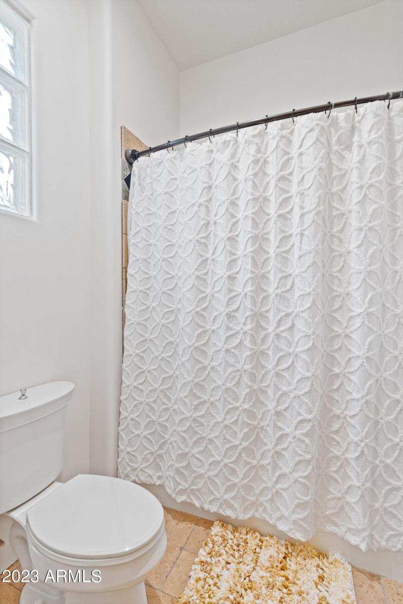 5529 W Pinnacle Hill Dr (small)-11