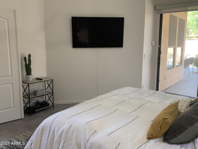 ACCESS OUT TO PATIO/YARD