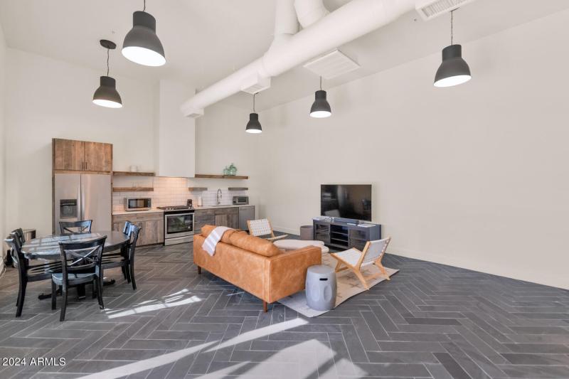 8313 E Carol Way-large-034-086-8313 E Ca