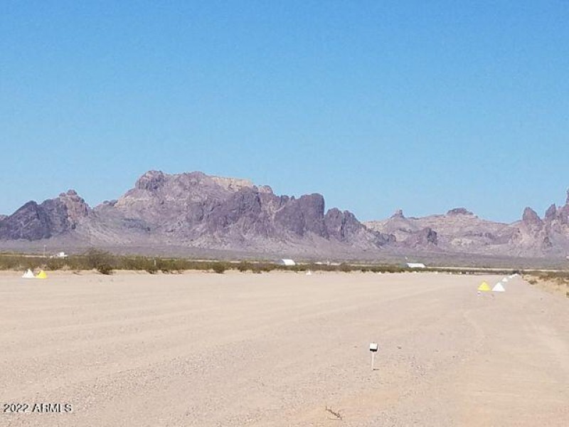 runway_with_markers_alt