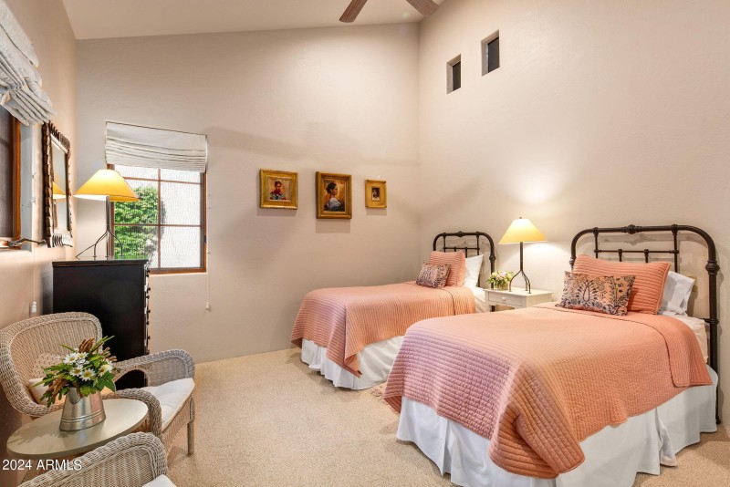 28-web-or-mls-Guest Ensuite