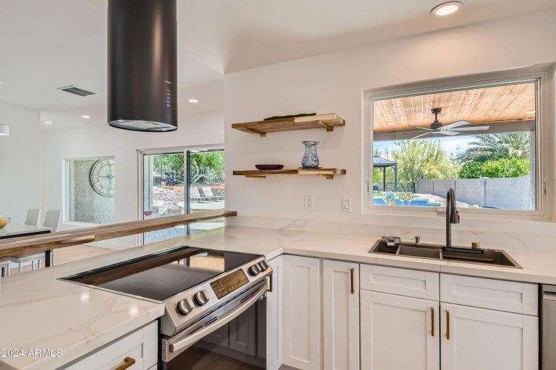 17418 E La Pasada Kitchen