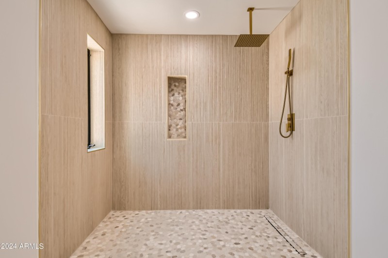 17418 E La Pasada Primary Bathroom