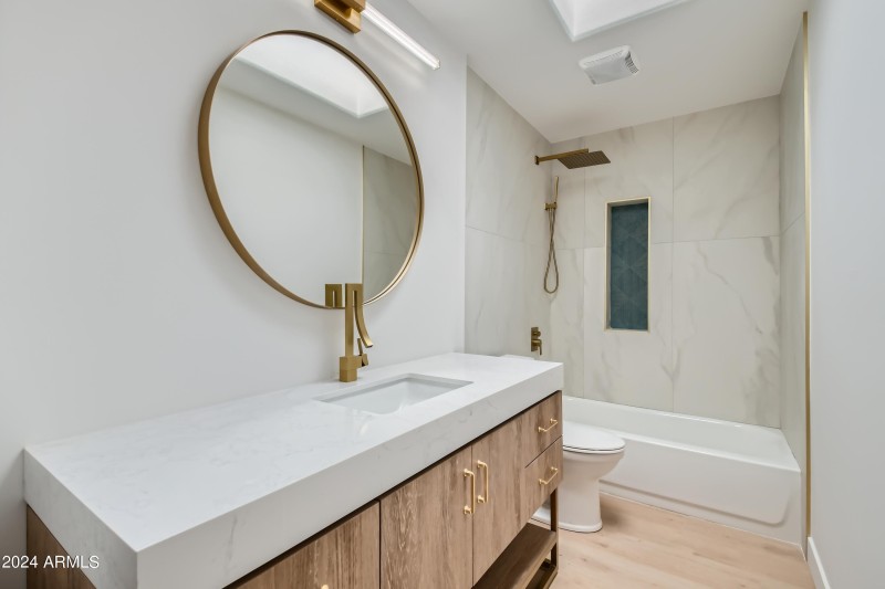 17418 E La Pasada Guest Bathroom