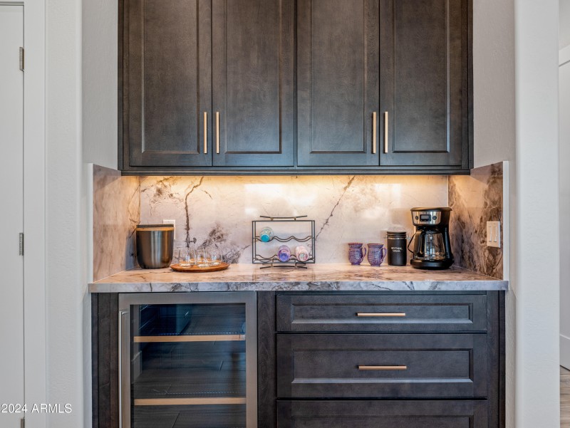 Beverage Bar with Beverage Frig