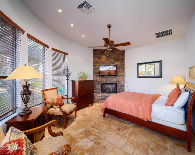 ProImageCo_35982NWillowCrossDr_WEB-46