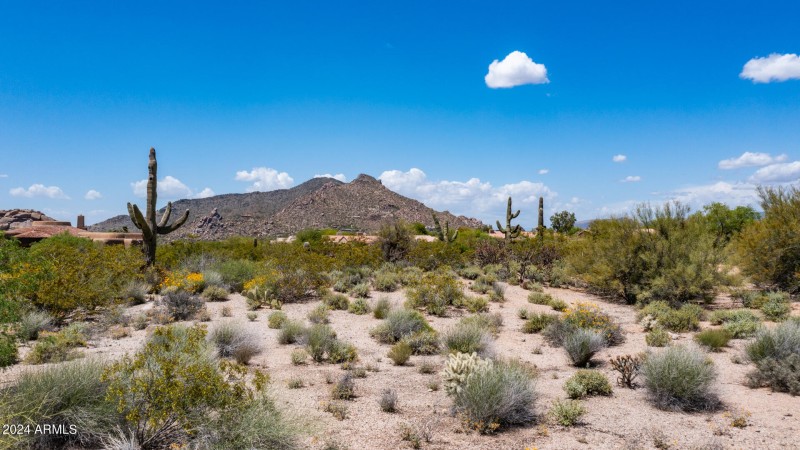 7752 E BLACK MOUNTAIN Road Lot-6