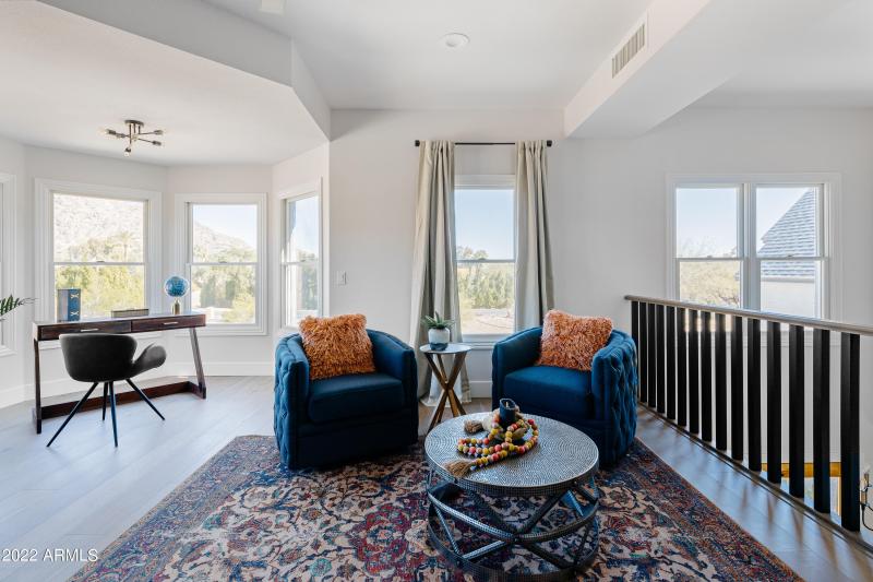 LAKOTKO_6602NPrayingMonkRd_WEB-13